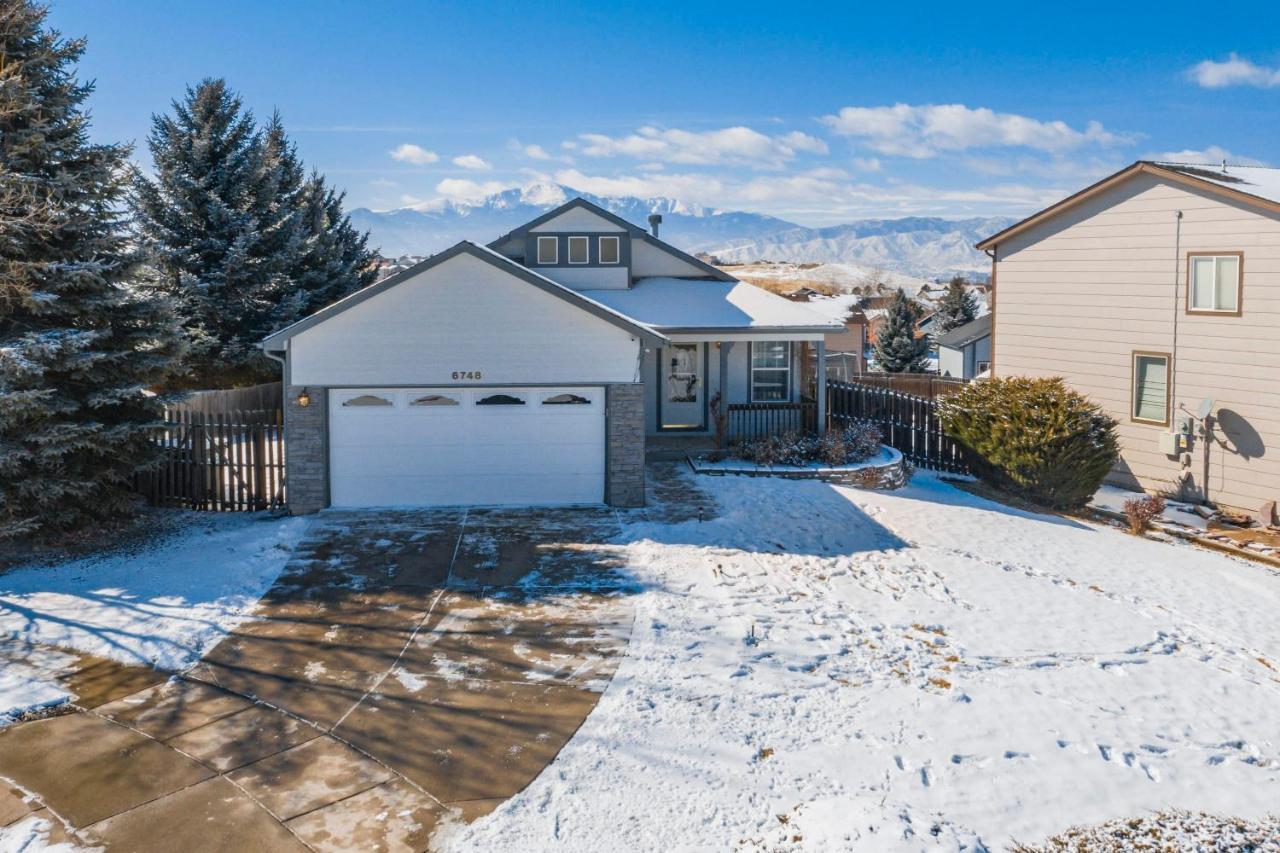 Cozy 4Br House With Peak Views In Colorado Springs 빌라 외부 사진