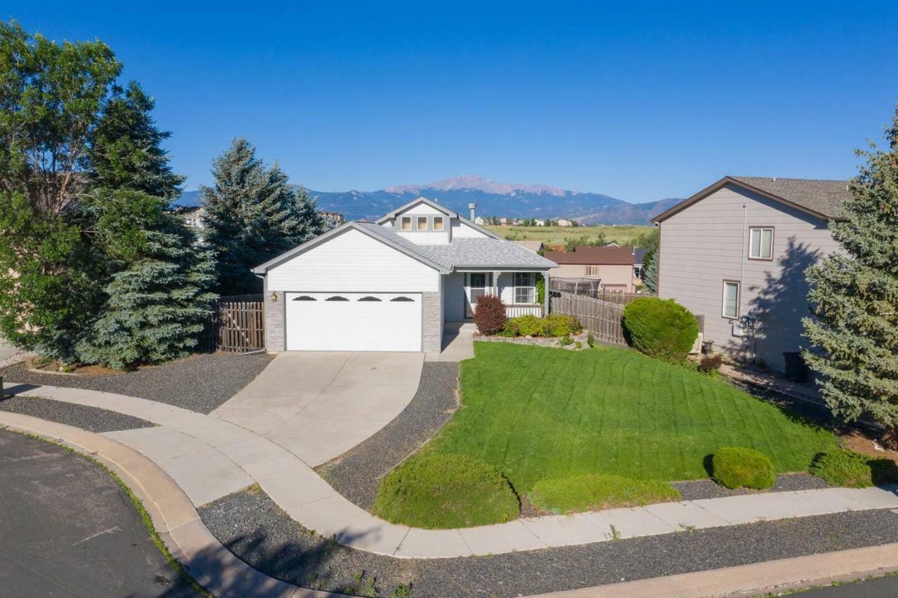Cozy 4Br House With Peak Views In Colorado Springs 빌라 외부 사진